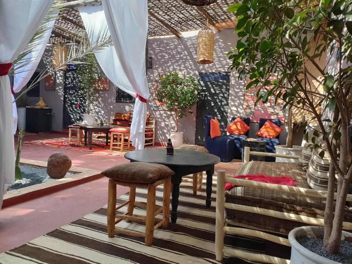 Dar Tadout Casa de hóspedes Aït Ourir Exterior foto